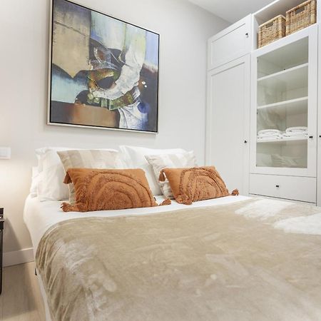 Apartamento Bernabeu Comfort En มาดริด ภายนอก รูปภาพ