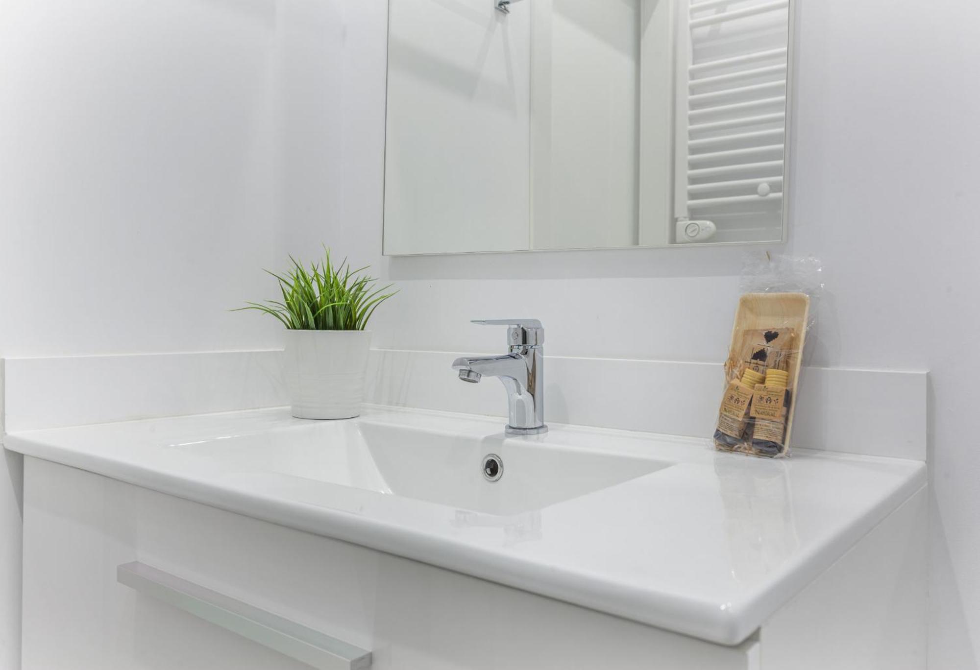 Apartamento Bernabeu Comfort En มาดริด ภายนอก รูปภาพ
