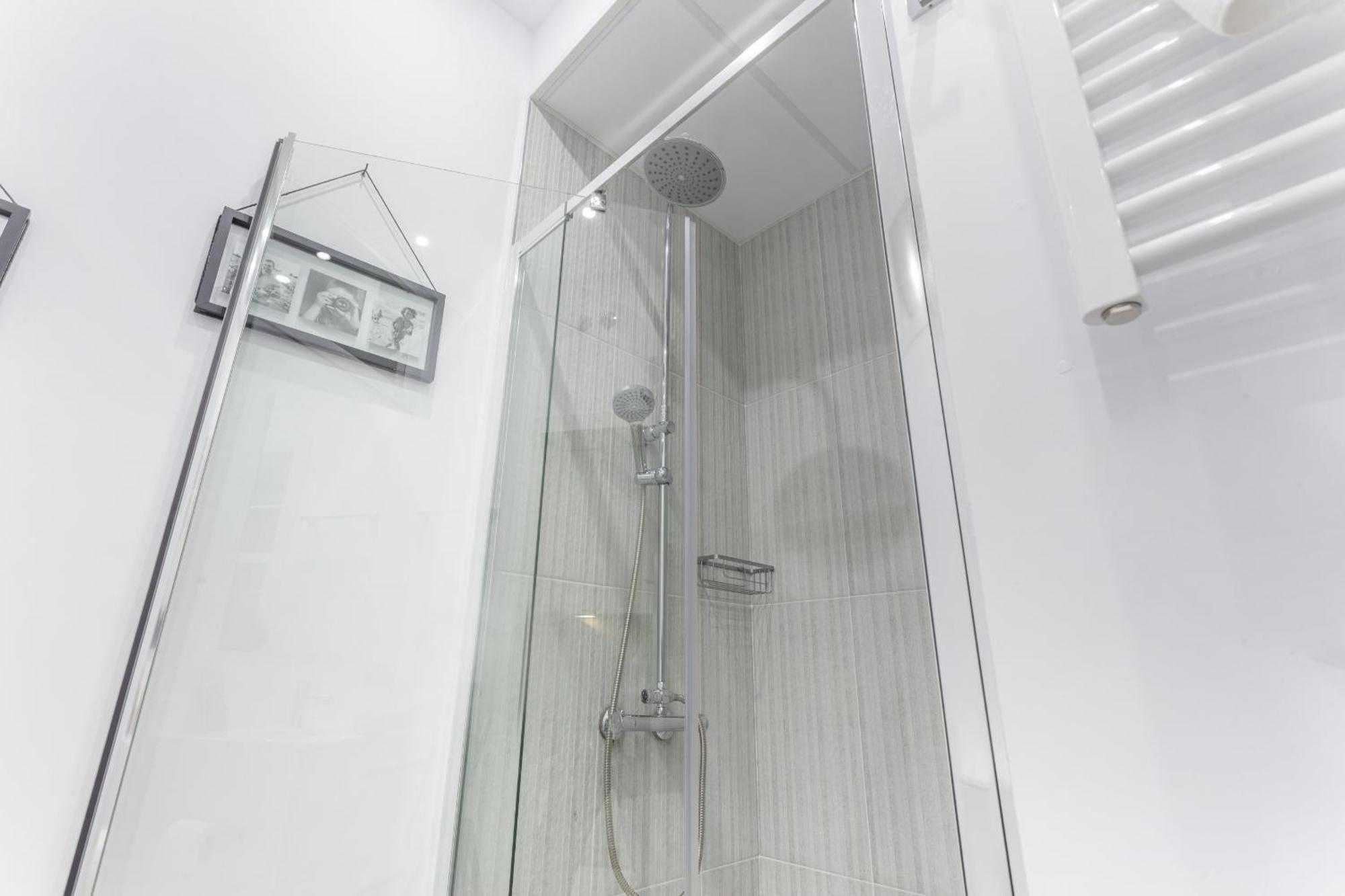 Apartamento Bernabeu Comfort En มาดริด ภายนอก รูปภาพ