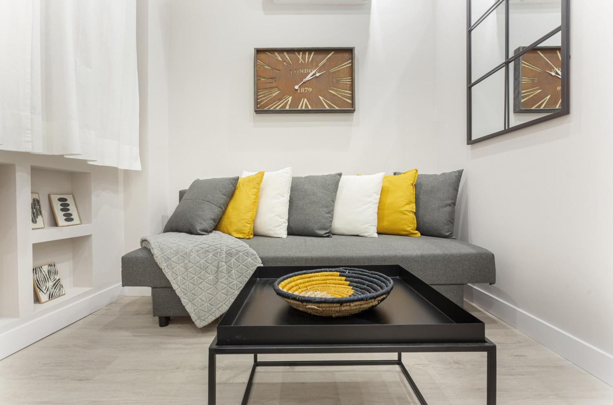 Apartamento Bernabeu Comfort En มาดริด ภายนอก รูปภาพ